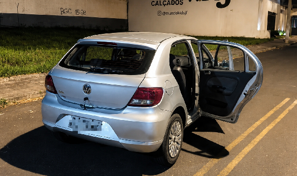 PM prende trio após perseguição e recupera carro furtado em Birigui