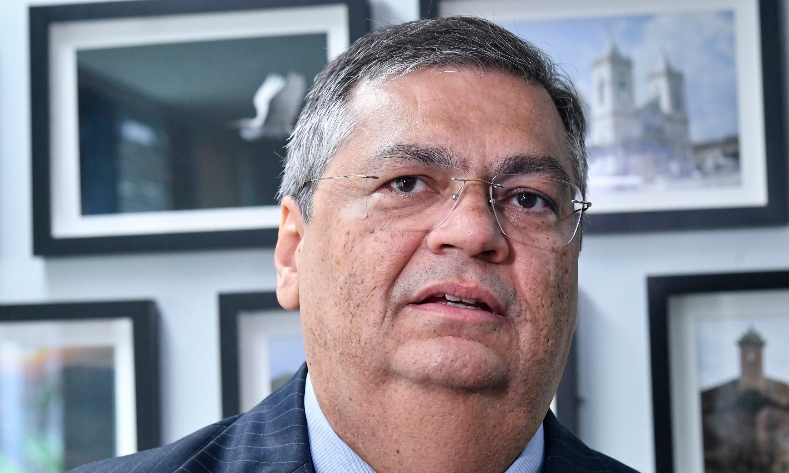 Ministro Flávio Dino relata ameaça de morte por funcionária de companhia aérea e faz apelo
