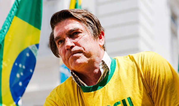 Quantos milhões ganhou ator que faz Bolsonaro e qual o cachê dos outros do elenco