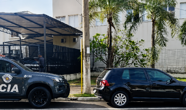 Baep apreende carro “dublê” com sinais de adulteração em Araçatuba