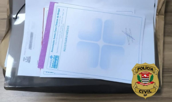 Operação da Polícia Civil encontra receitas médicas em branco e irregularidades em farmácias de Birigui