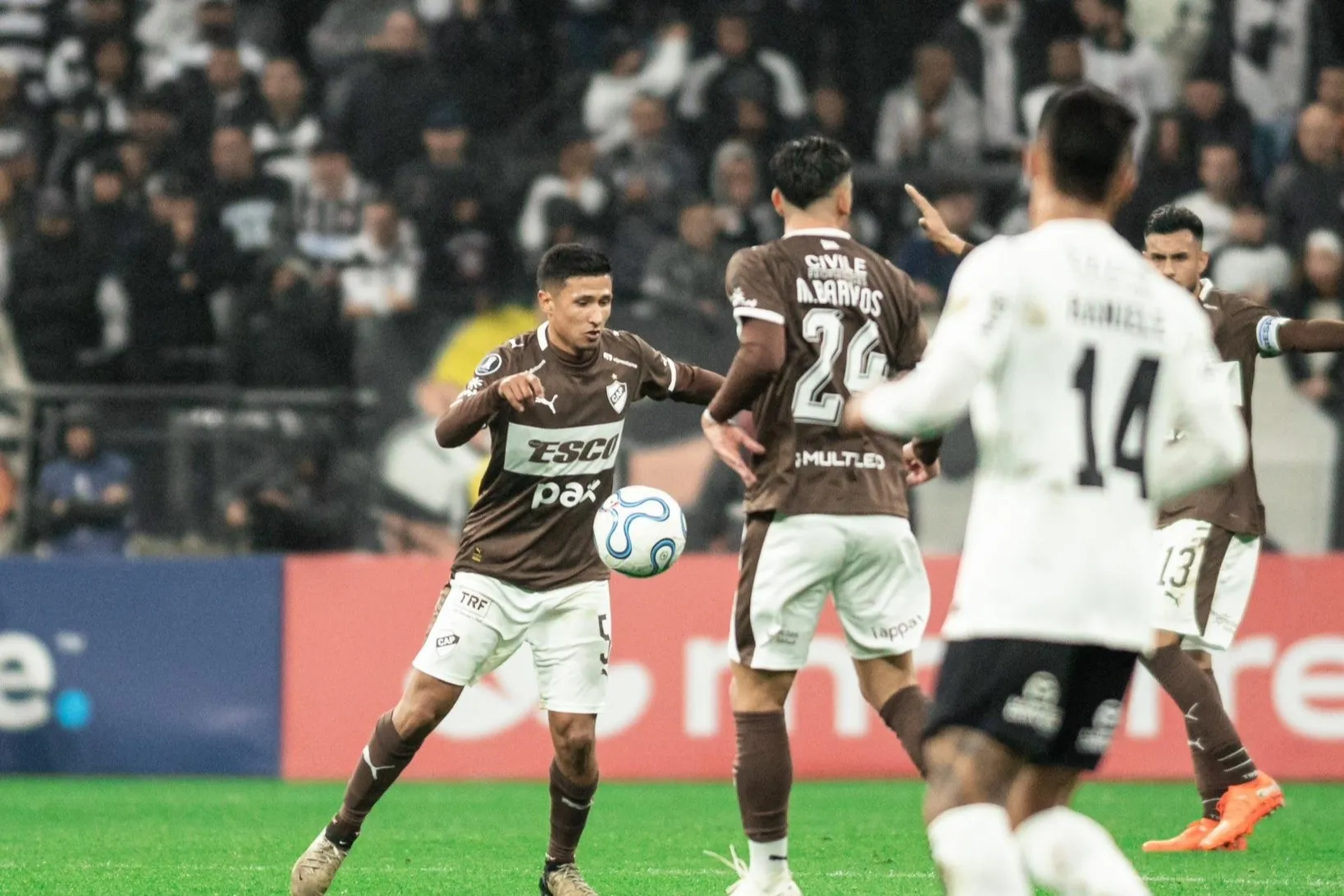 Corinthians é derrotado na Neo Química Arena
