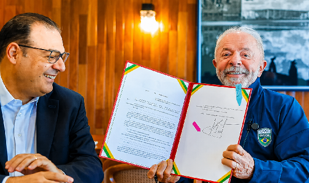 Lula sanciona lei que garante renovação automática da CNH