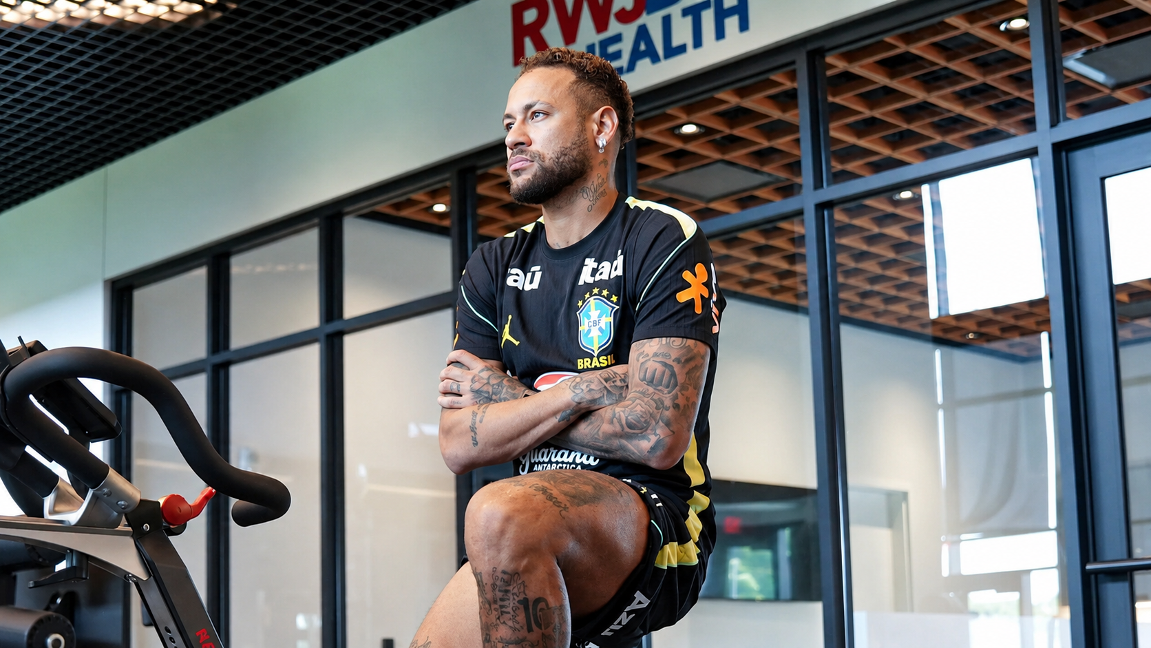 Neymar faz exames hoje para saber se estará na estreia do Brasil na Copa