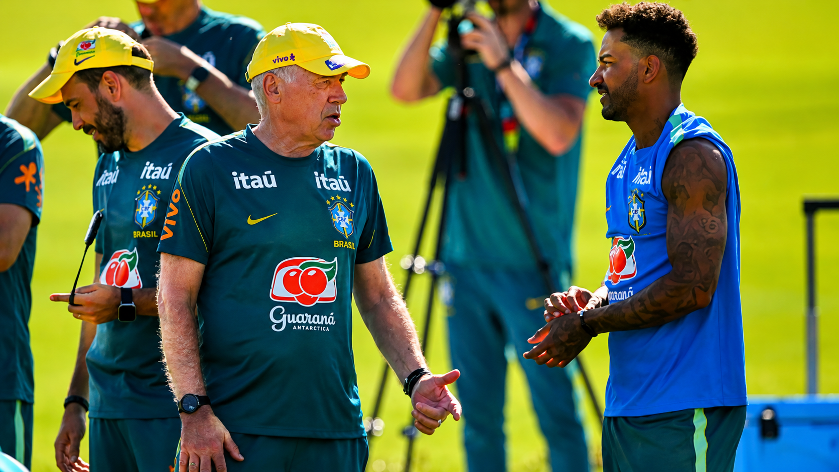 Ainda sem Neymar, Seleção faz segundo treino de olho em estreia na Copa