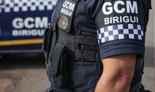 GCM evita possível furto após encontrar comércio aberto no centro da cidade