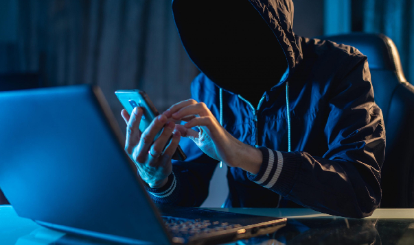 Golpe do falso INSS faz pensionista perder R$ 108 mil e leva vítima a quebrar o próprio celular em Araçatuba