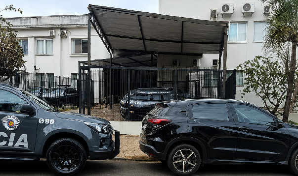 Honda HR-V roubada e clonada é apreendida pelo Baep; homem acaba preso em Araçatuba