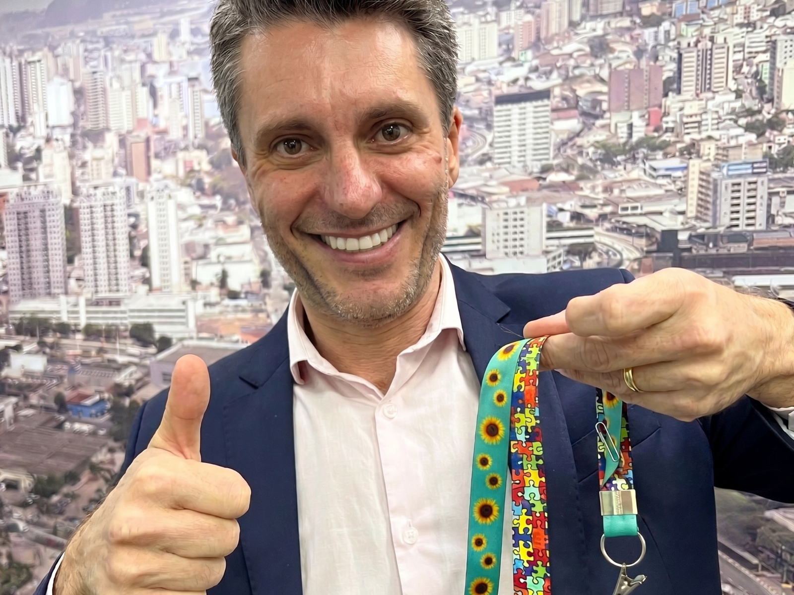 Atendimento prioritário sem constrangimentos; saiba como funciona o 'Cordão de Girassol'