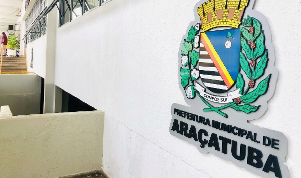 Vai precisar da Prefeitura? Veja o que abre e fecha em Araçatuba no feriado de 9 de Julho