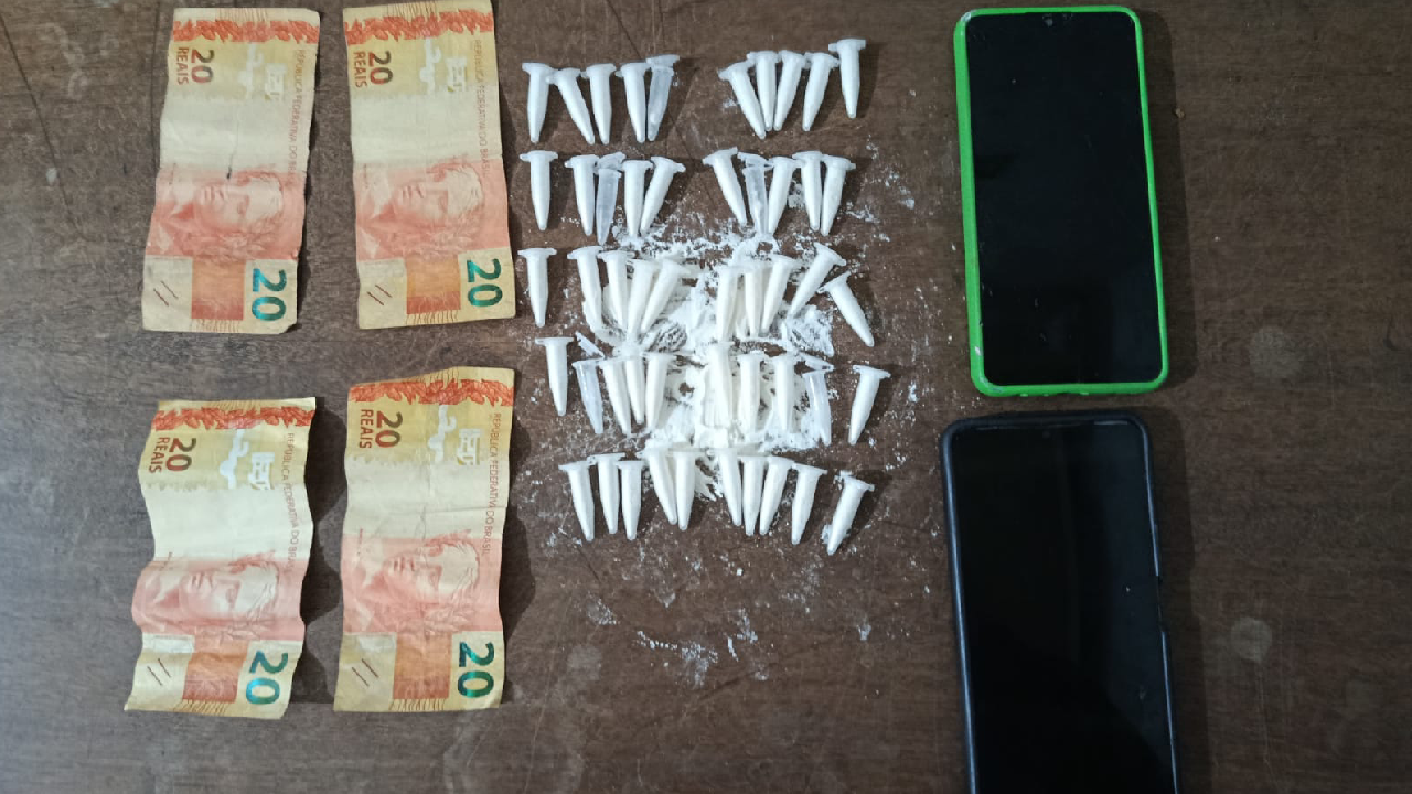 Casa caiu em Piacatu: Polícia Militar prende homem com 50 porções de cocaína no bairro Colinas