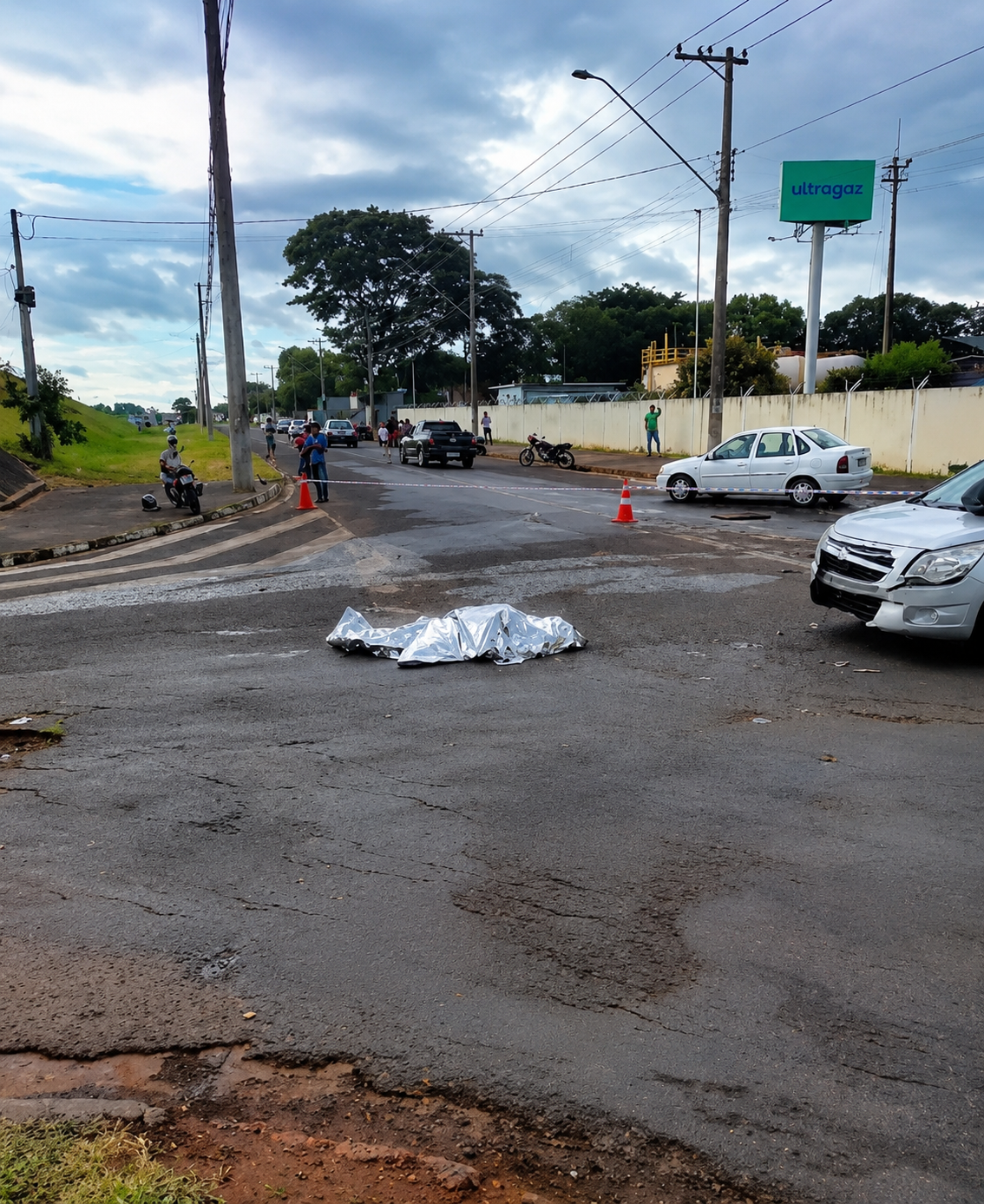 Tristeza no trânsito: Homem morre em grave acidente na Waldemar Alves