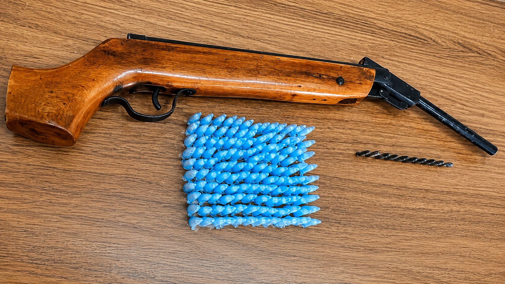 Jovem é preso por tráfico de drogas e posse ilegal de arma de fogo em Araçatuba