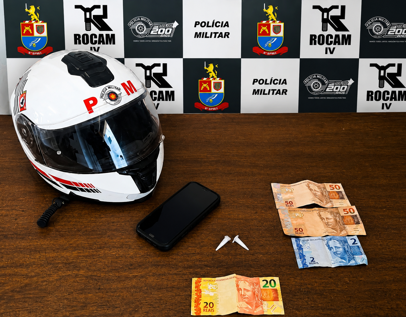 Homem é preso por tráfico de drogas após mulher ser flagrada pela ROCAM com cocaína em Birigui
