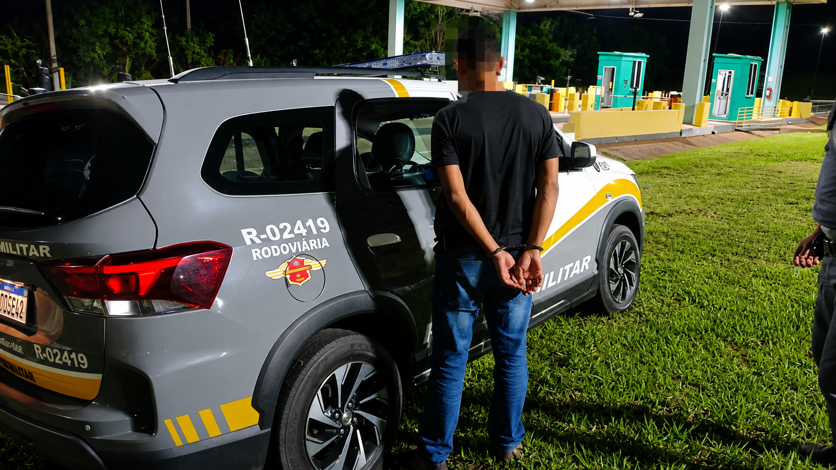 PM Rodoviária prende na SP-300 homem condenado por tráfico de drogas que estava foragido