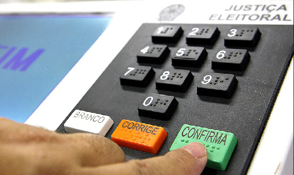 Teste realizado por ong revela que Facebook falha ao permitir publicações com desinformação eleitoral