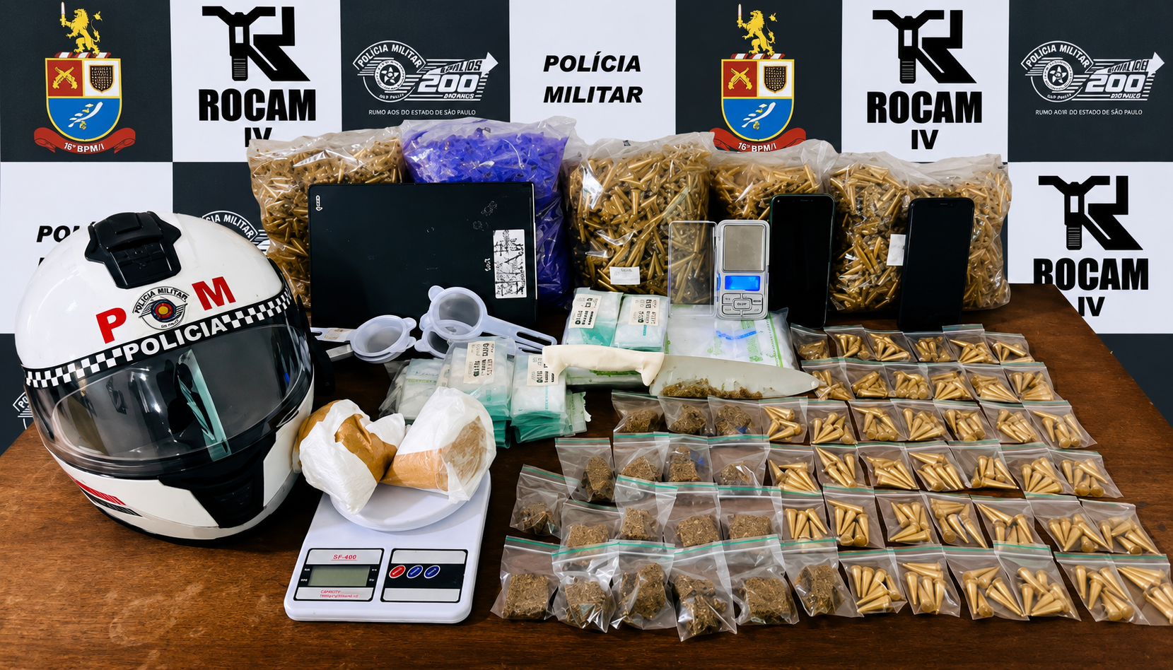 Homem é preso pela ROCAM com mais de 700 gramas de drogas e materiais para o tráfico em Birigui