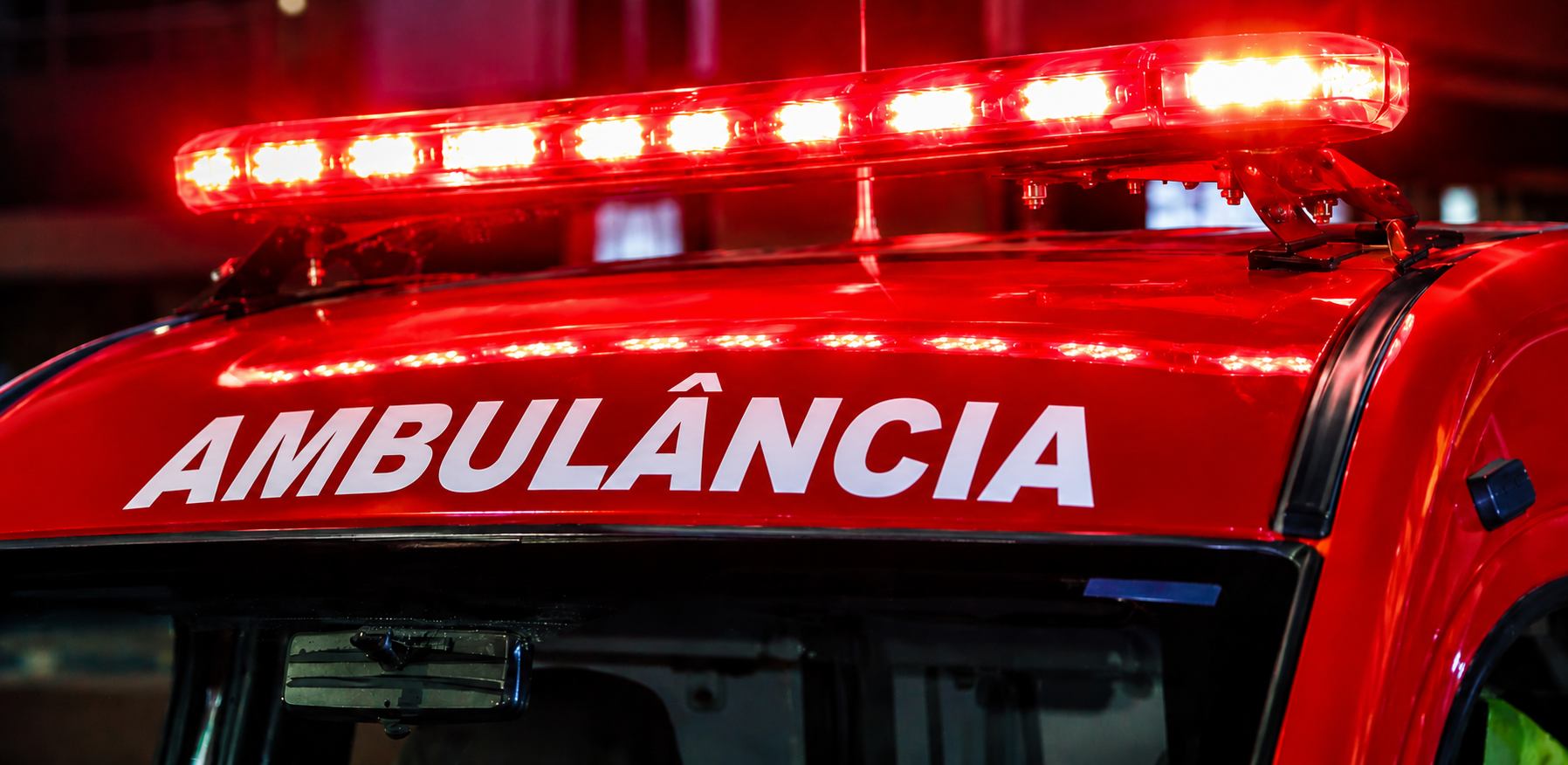 Pai age rápido e salva filho de 1 ano achado submerso em piscina
