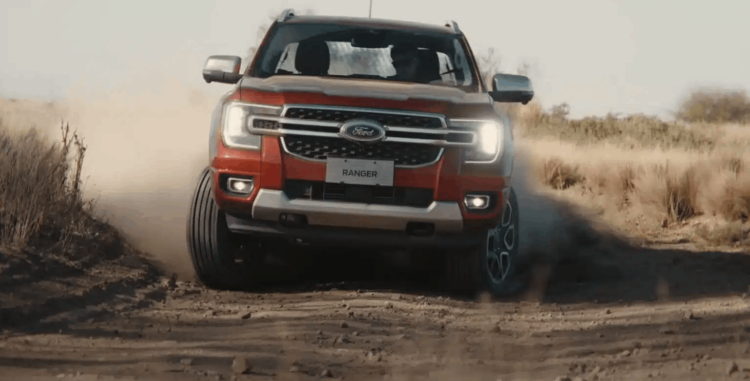 VIRADA NO TOPO! Ford Ranger surpreende, bate a Toyota Hilux e lidera as vendas de picapes em setembro