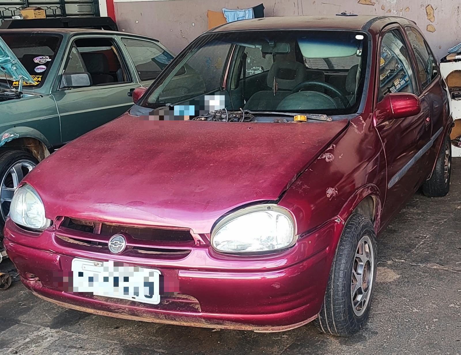 PM rastreia guincho, estoura oficina no Alvorada e recupera carro furtado em Araçatuba