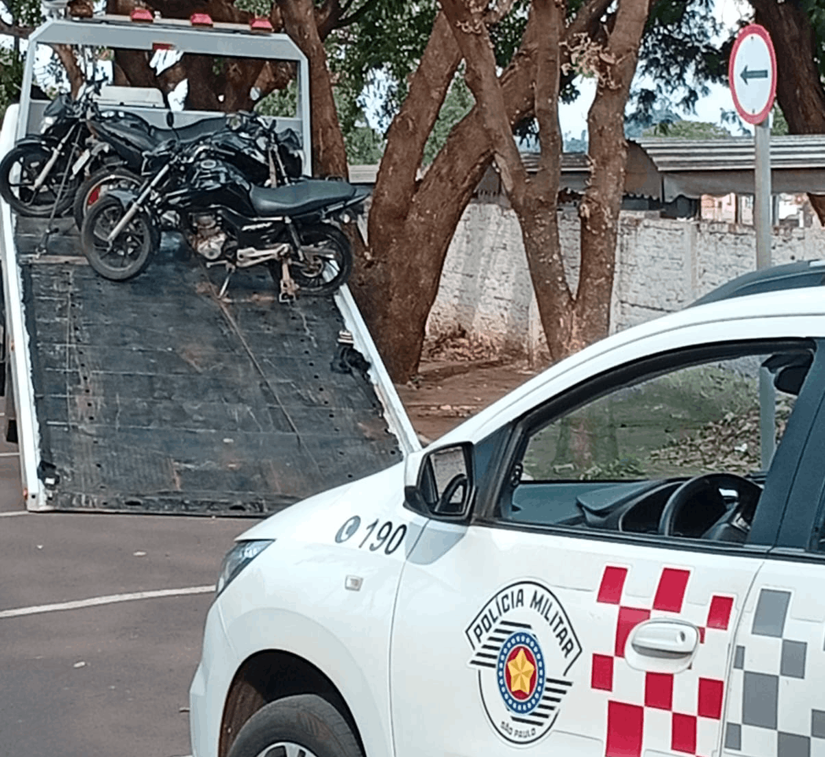 PM faz "Operação Baixo Ruído", aplica quase 200 multas e recolhe 40 motos em Birigui