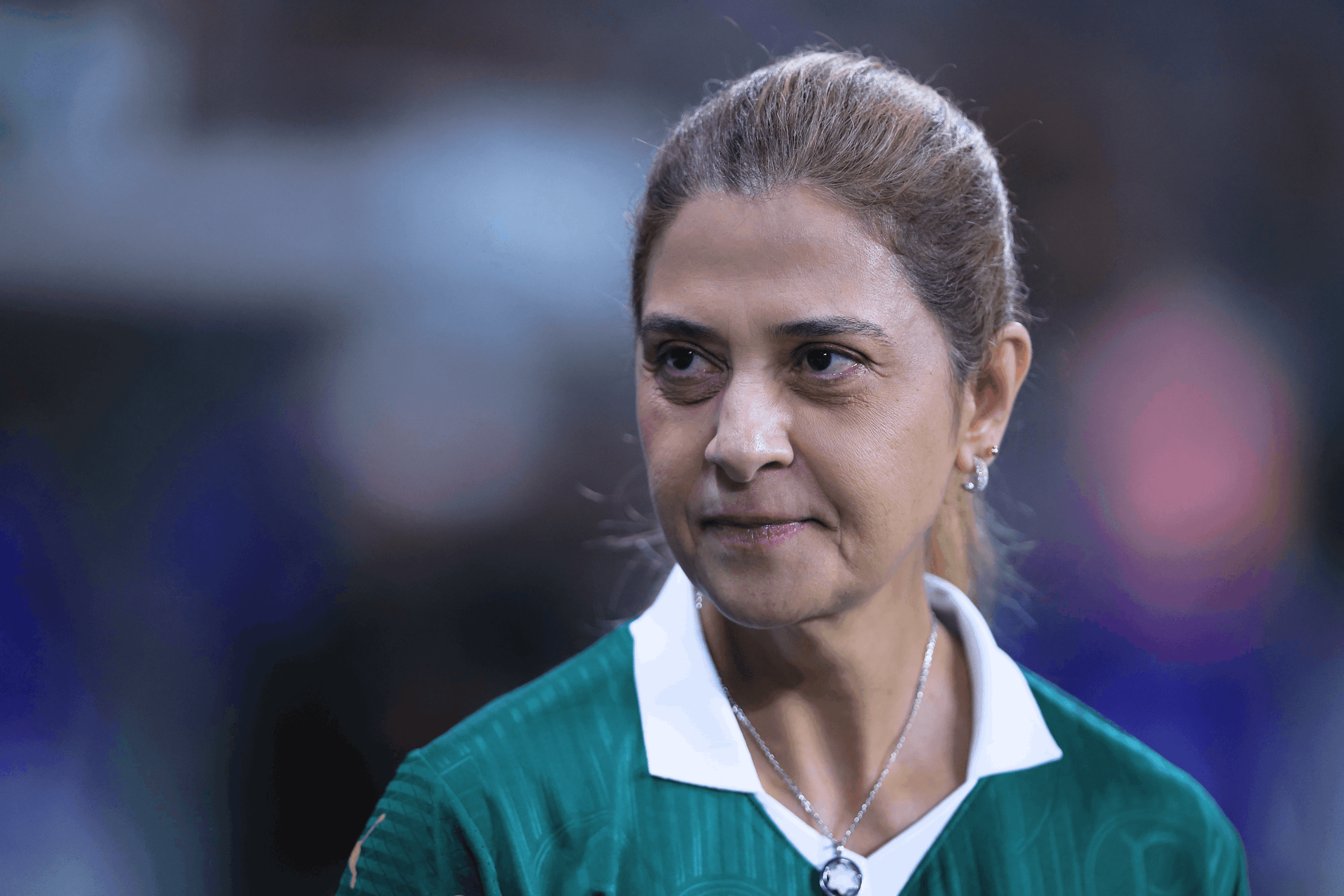 Polícia deflagra operação contra esquema digital em ingressos do Palmeiras a pedido de Leila Pereira