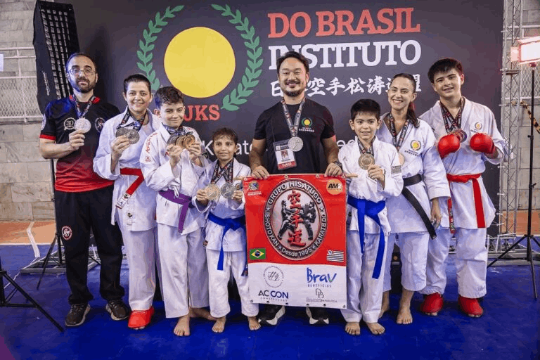 Karatê de Araçatuba detona no Brasileiro e carimba passaporte para o Pan-Americano 2027